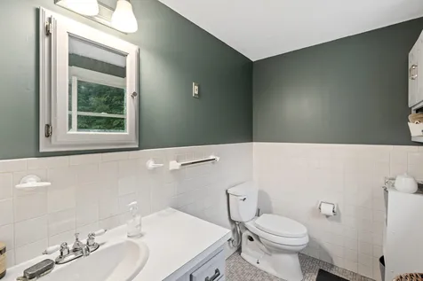 10 Oak Drive Hampton Falls NH 03844