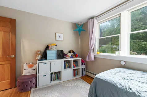 10 Oak Drive Hampton Falls NH 03844