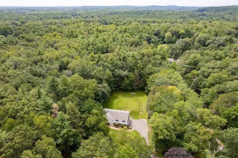 10 Oak Drive Hampton Falls NH 03844