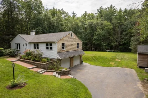10 Oak Drive Hampton Falls NH 03844