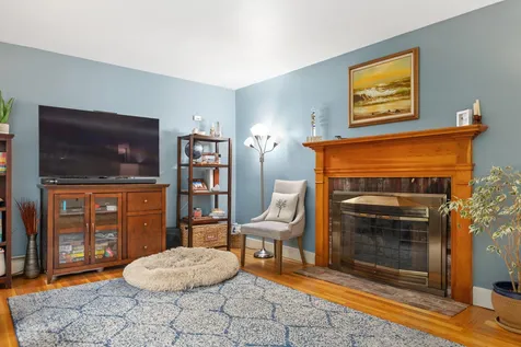10 Oak Drive Hampton Falls NH 03844