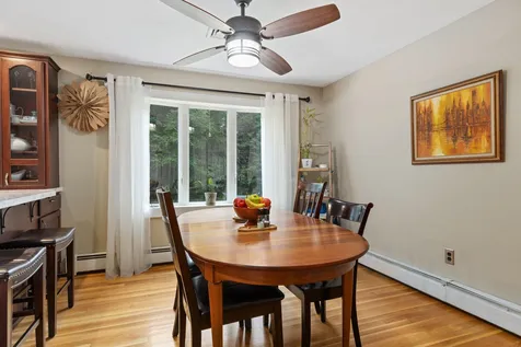 10 Oak Drive Hampton Falls NH 03844