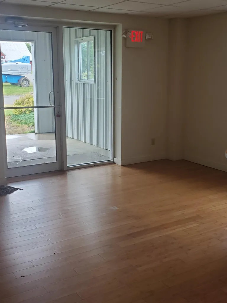 5760 Vermont Route 100 Hyde Park VT 05655