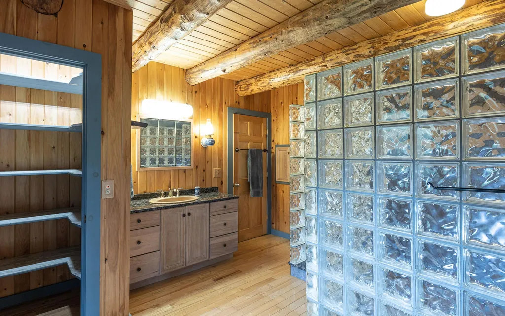 105 Stillwater Way Surry NH 03431