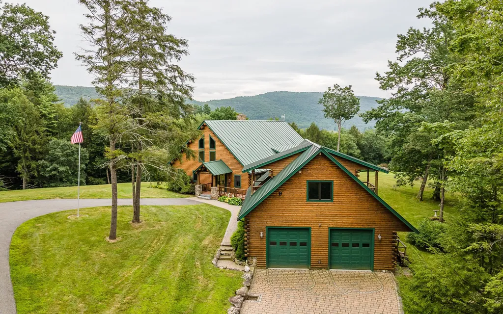 105 Stillwater Way Surry NH 03431