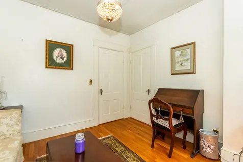 5 Charles Street Rochester NH 03867