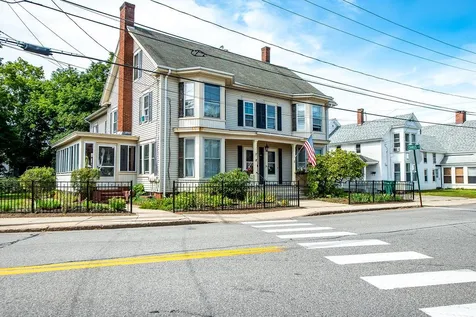 5 Charles Street Rochester NH 03867