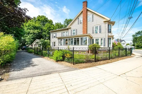 5 Charles Street Rochester NH 03867