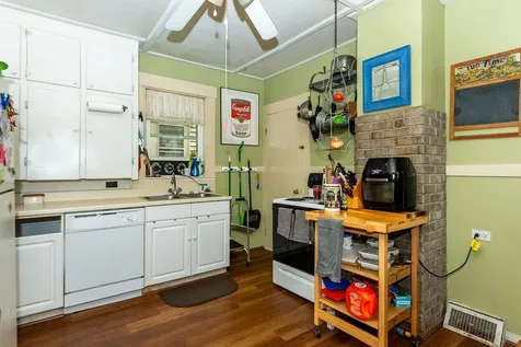 5 Charles Street Rochester NH 03867