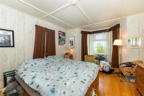 5 Charles Street Rochester NH 03867