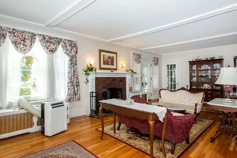 5 Charles Street Rochester NH 03867