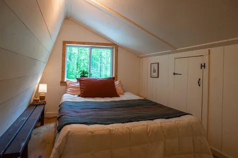 627 Hague Road Dummerston VT 05301