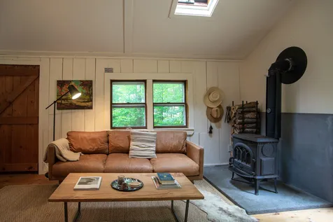 627 Hague Road Dummerston VT 05301