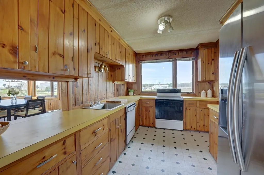 1701 Ocean Boulevard Rye NH 03870