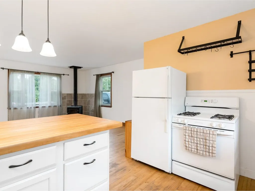 165 Manhattan Drive Burlington VT 05401