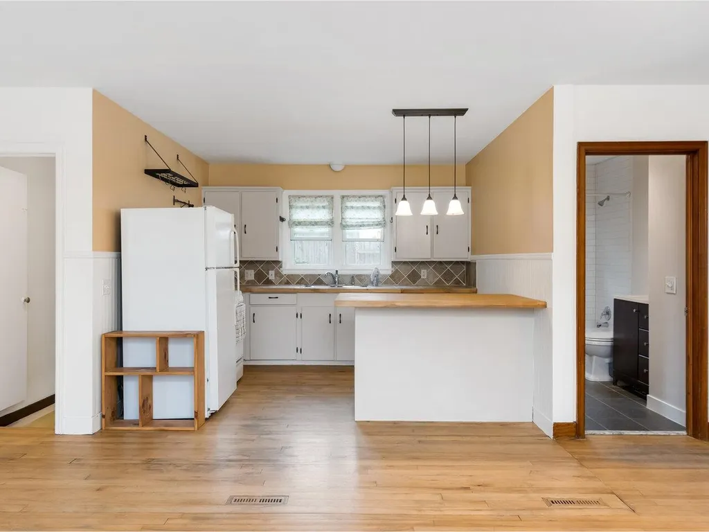 165 Manhattan Drive Burlington VT 05401