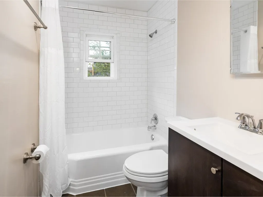165 Manhattan Drive Burlington VT 05401