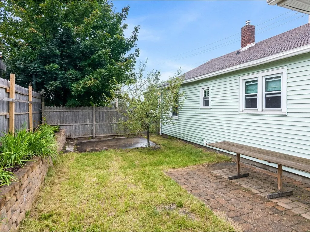 165 Manhattan Drive Burlington VT 05401