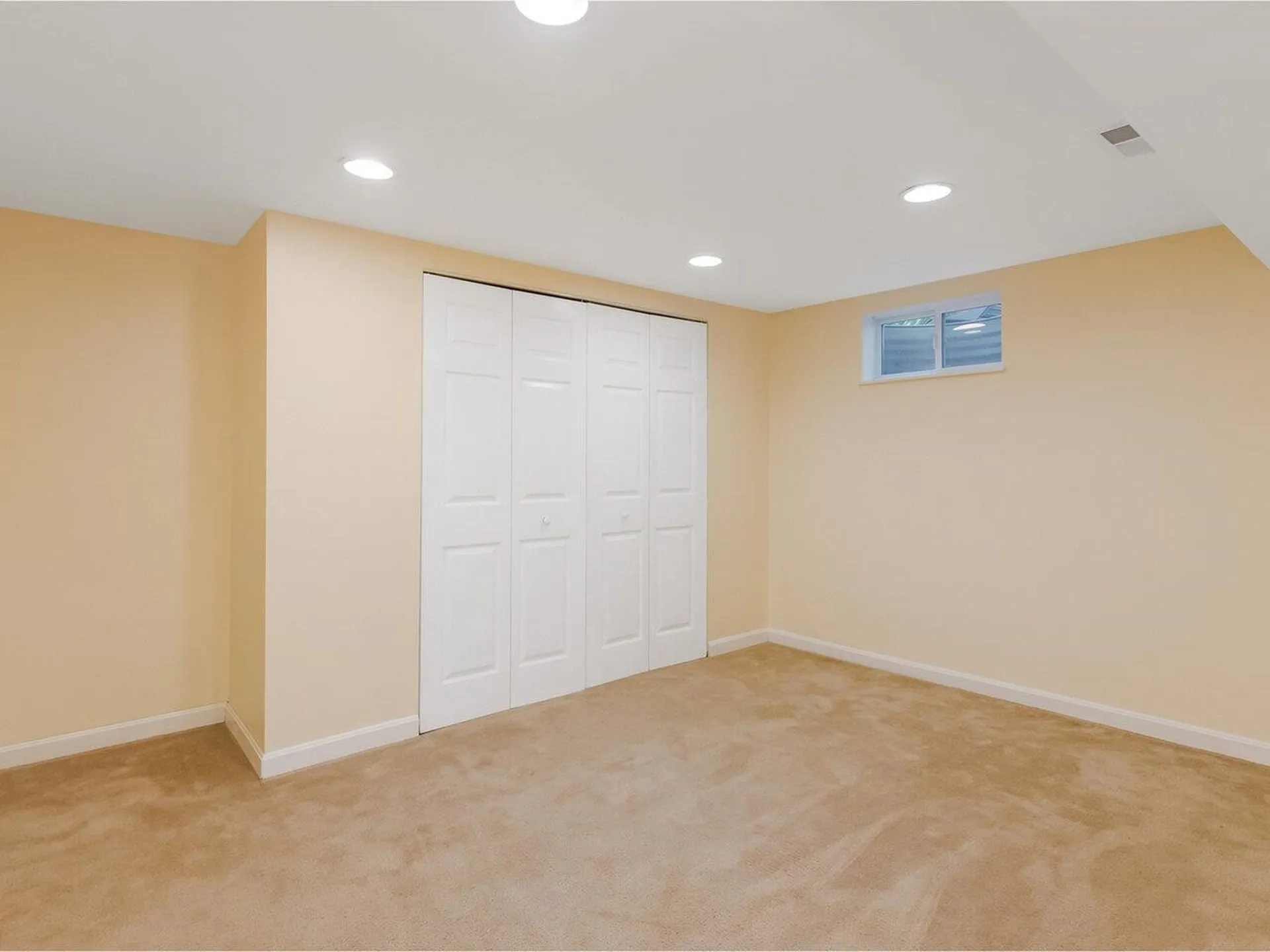 165 Manhattan Drive Burlington VT 05401