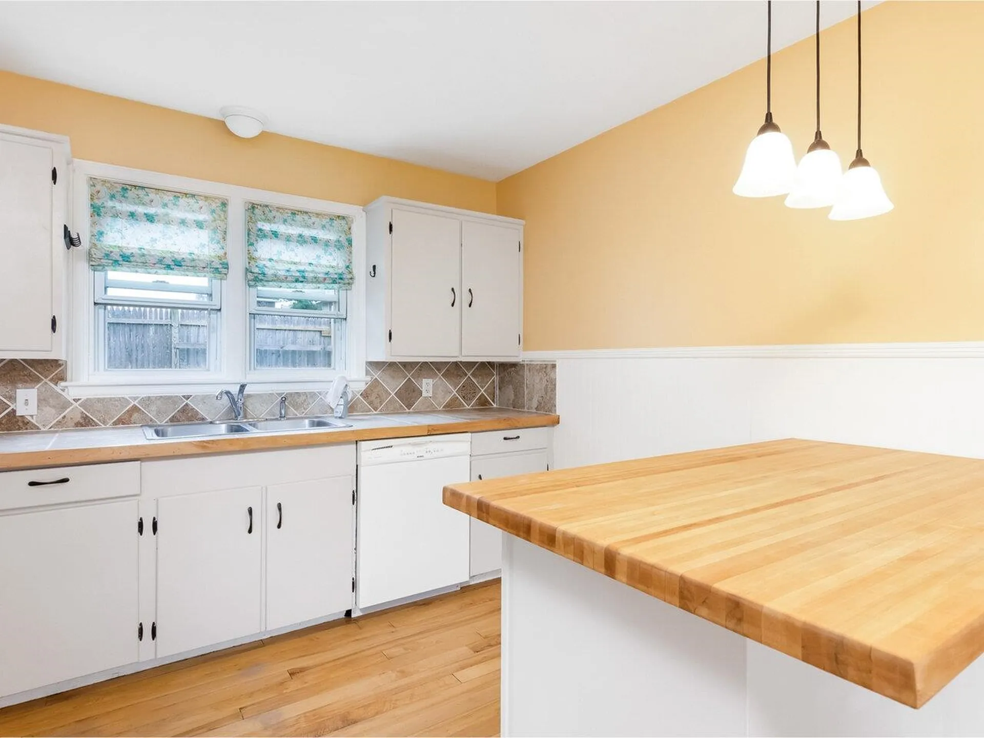 165 Manhattan Drive Burlington VT 05401
