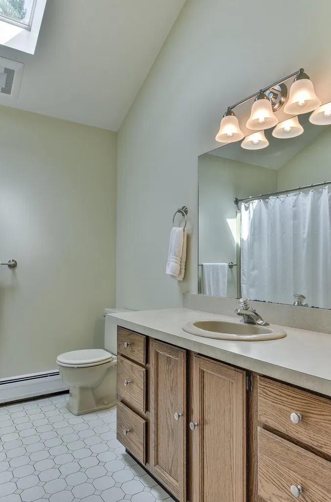 88 Darling Road Keene NH 03431