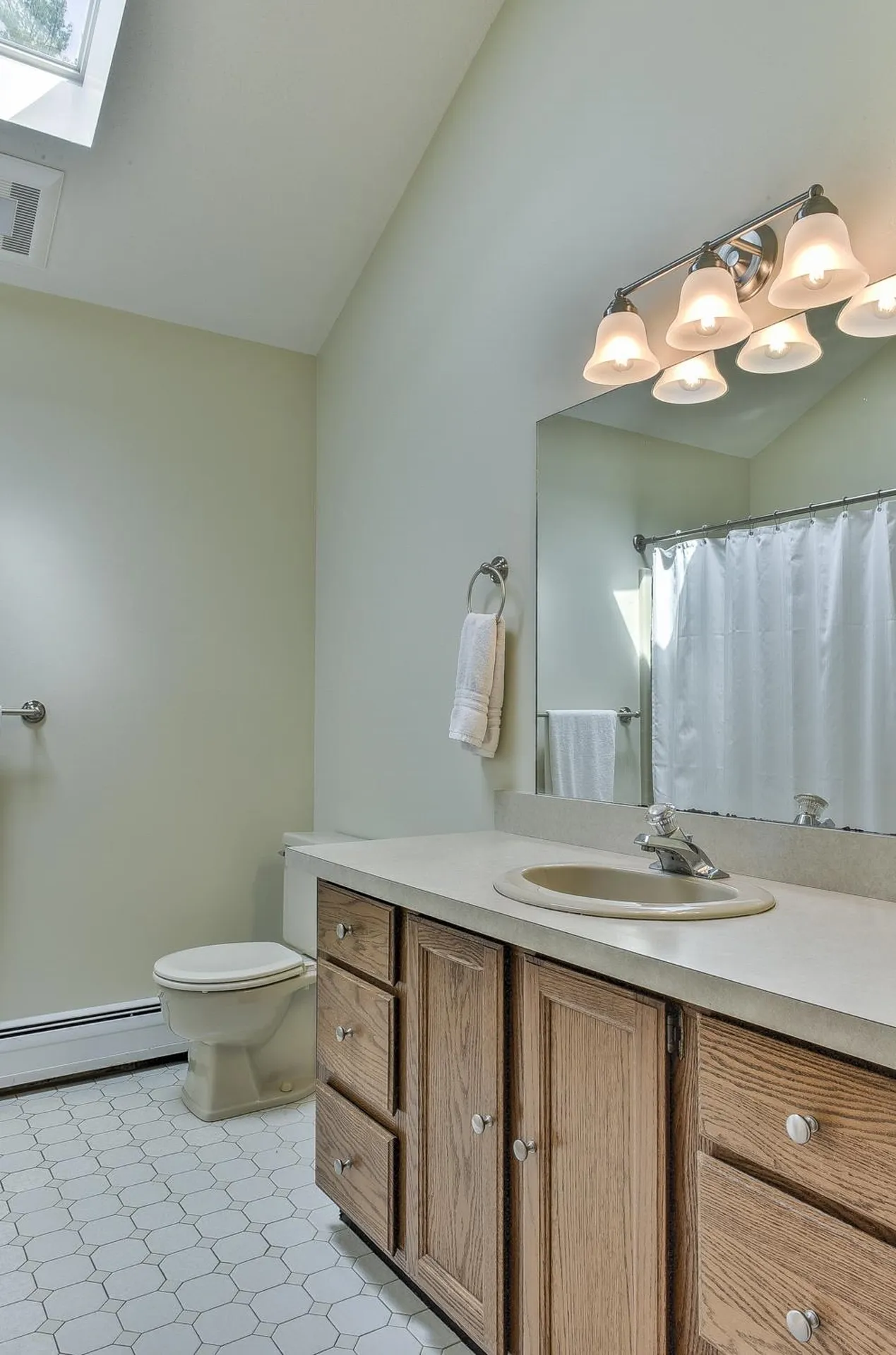 88 Darling Road Keene NH 03431