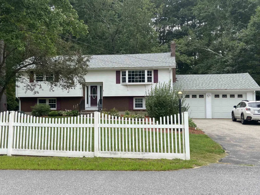 1 Timber Lane Pelham NH 03076