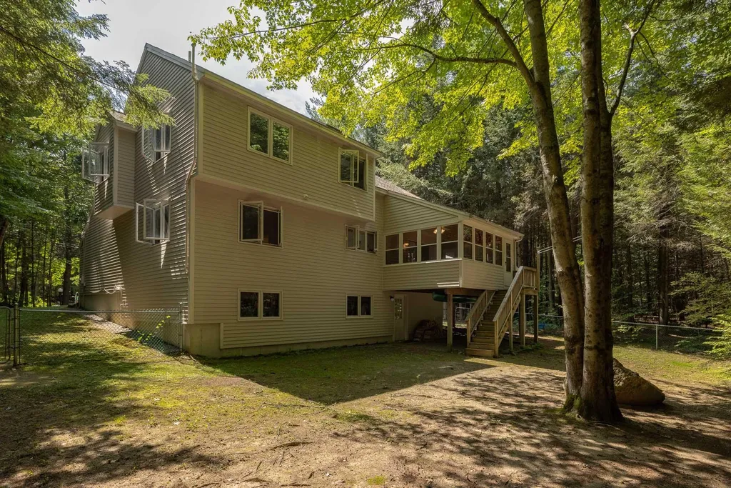 47 Deer Ridge Drive Barrington NH 03825