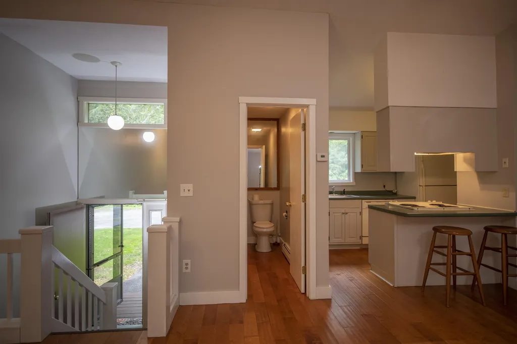 253 Old Quechee Road Hartford VT 05059