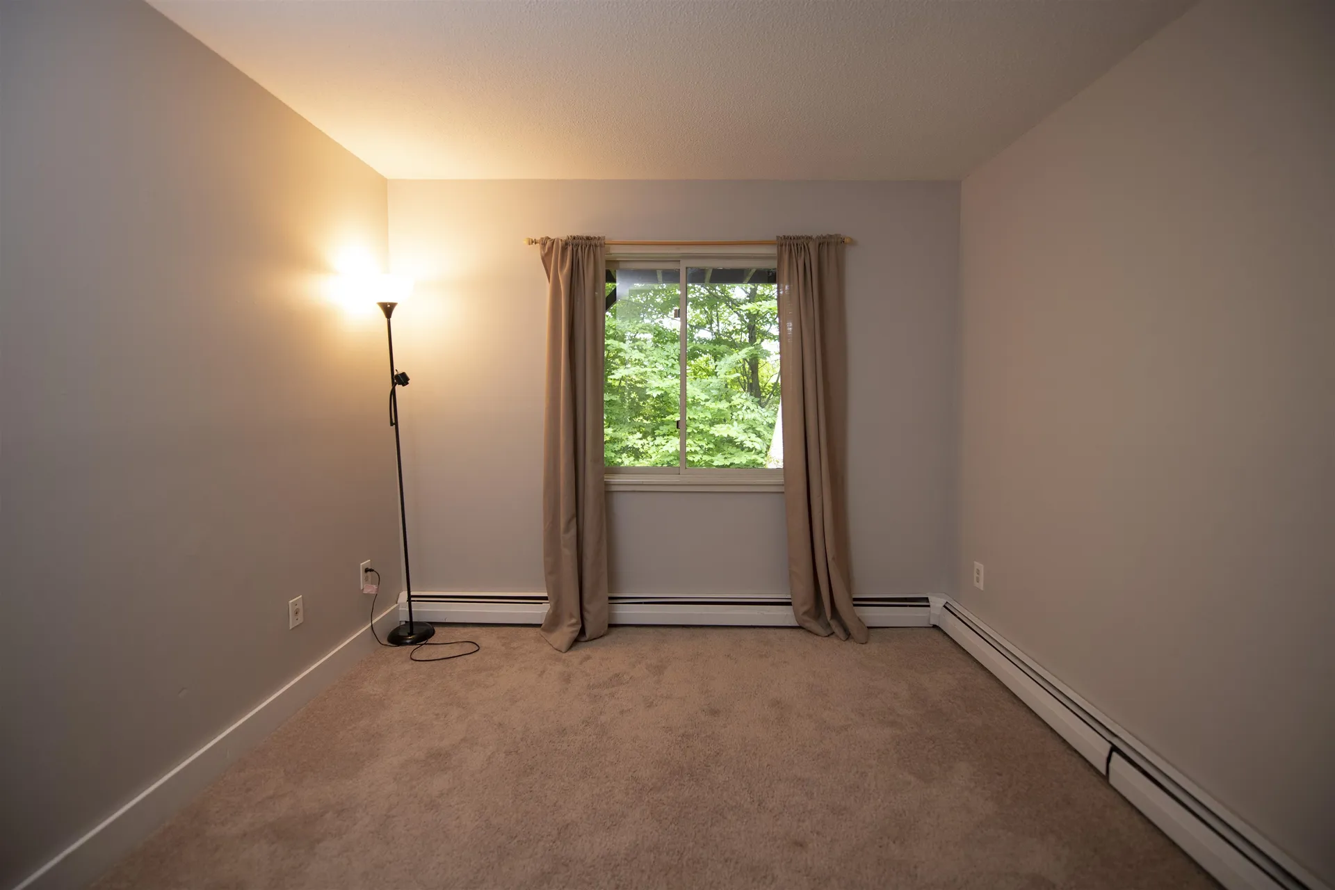 253 Old Quechee Road Hartford VT 05059