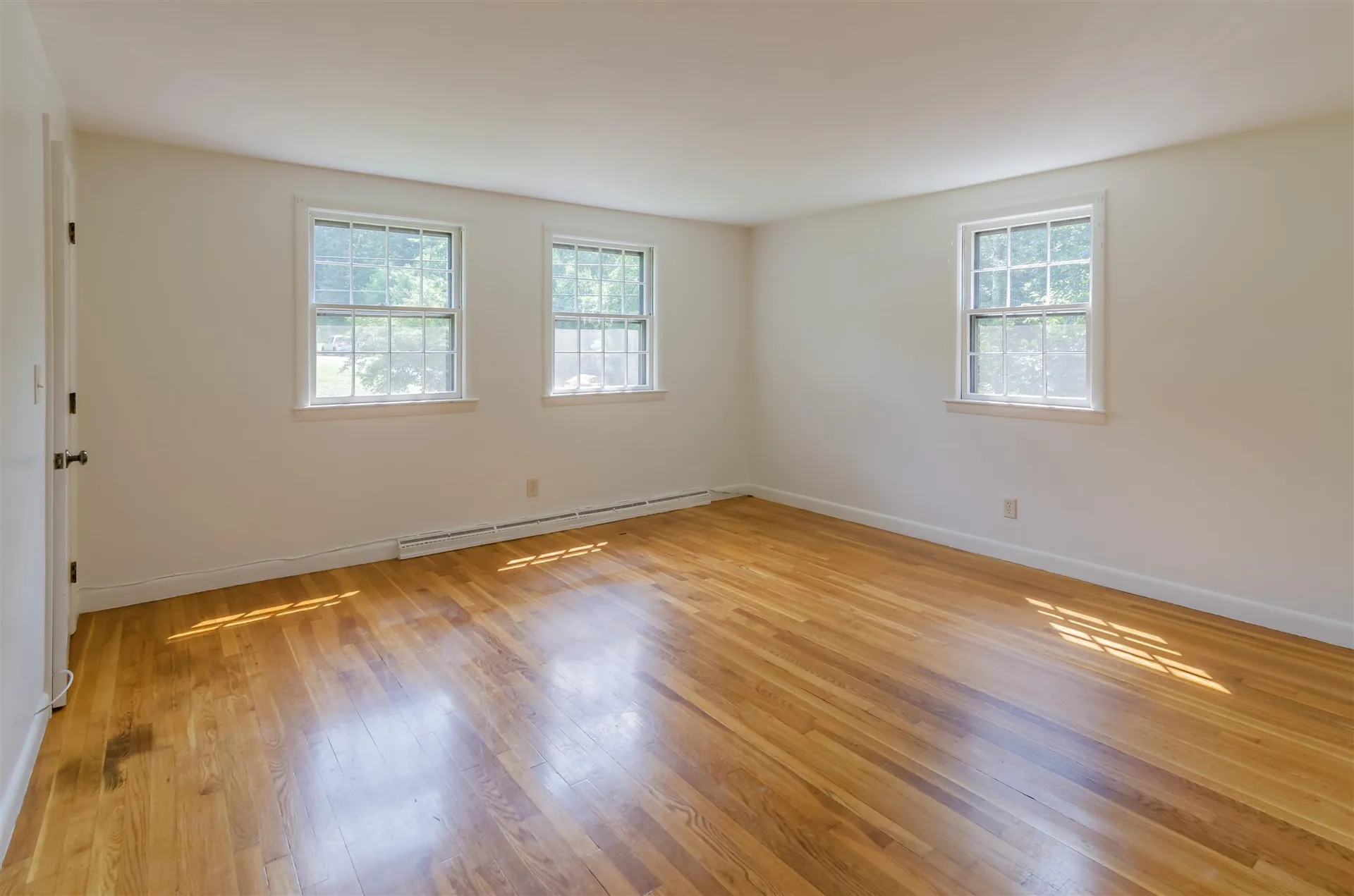 73-75 Tallant Road Pelham NH 03076