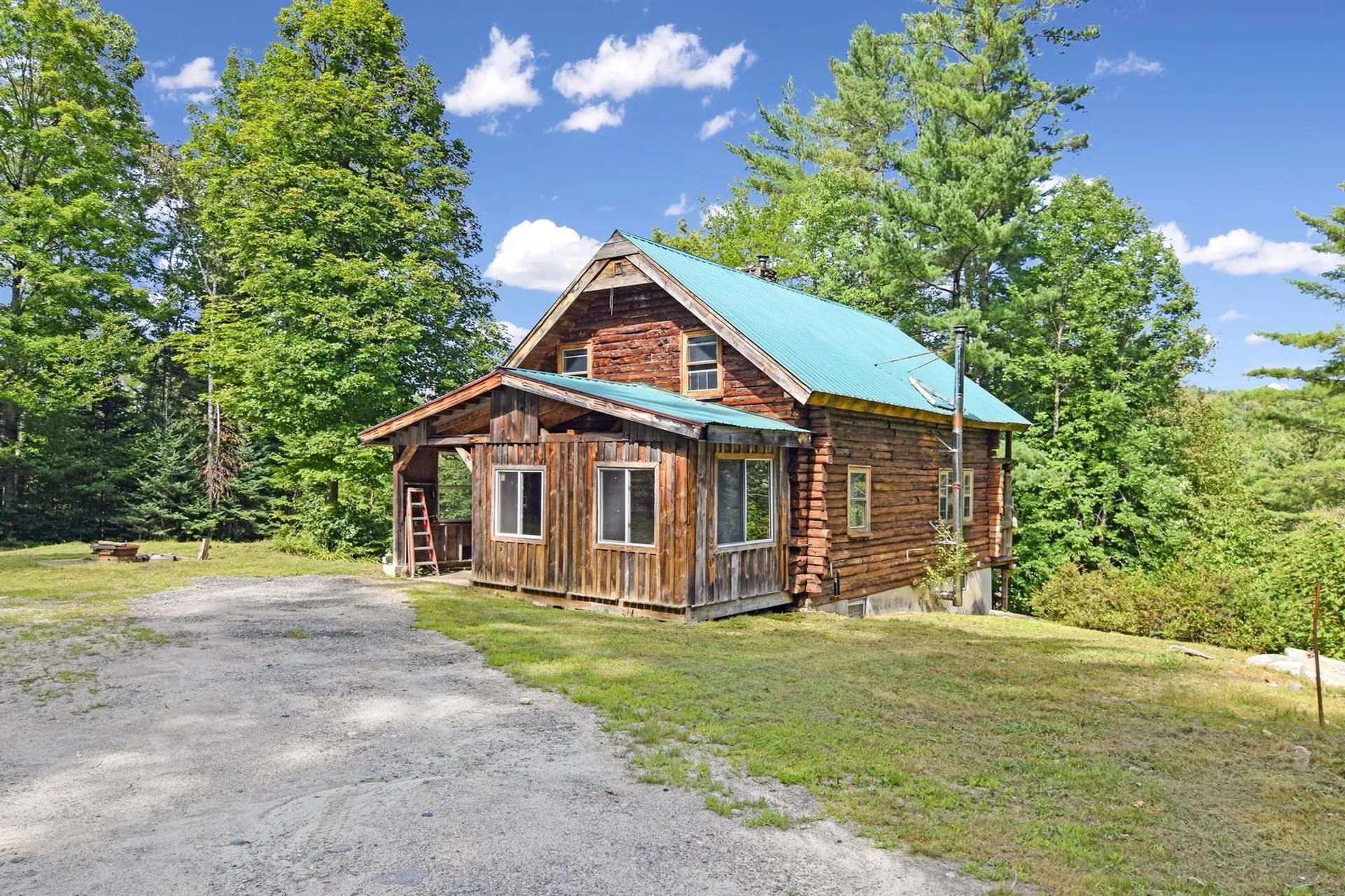 1149 Maple Street Bethlehem NH 03574