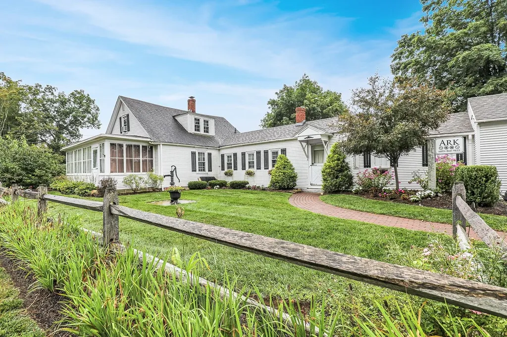 112 Towle Road Chester NH 03036