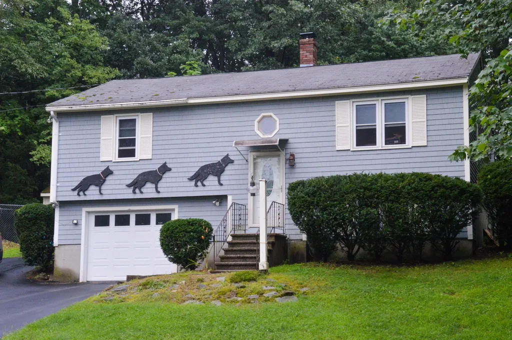 10 Sagamore Road Nashua NH 03062