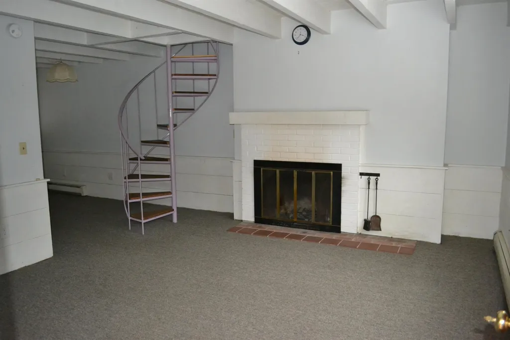 574 Willard Road Hartford VT 05059