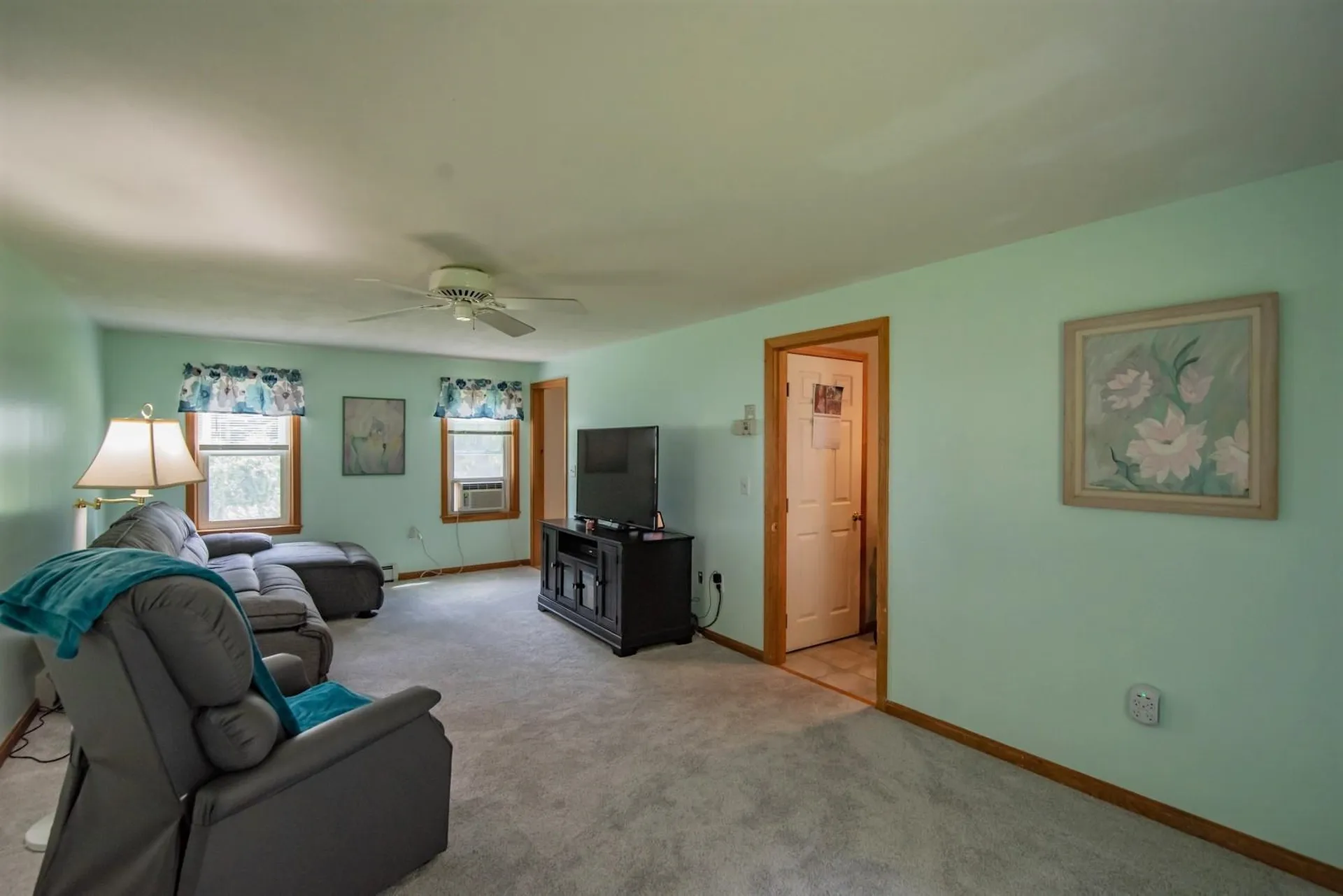 23 Smith Corner Road Newton NH 03858