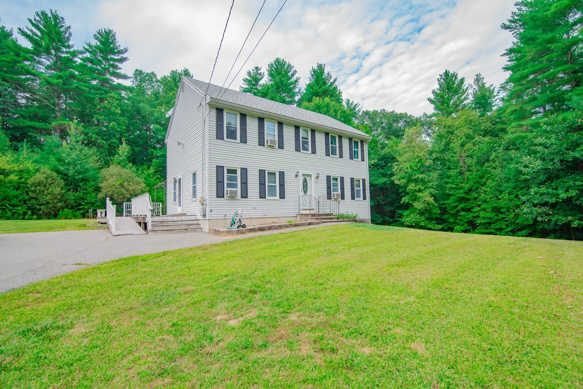 23 Smith Corner Road Newton NH 03858