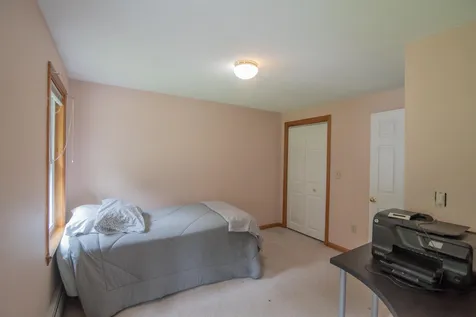 23 Smith Corner Road Newton NH 03858