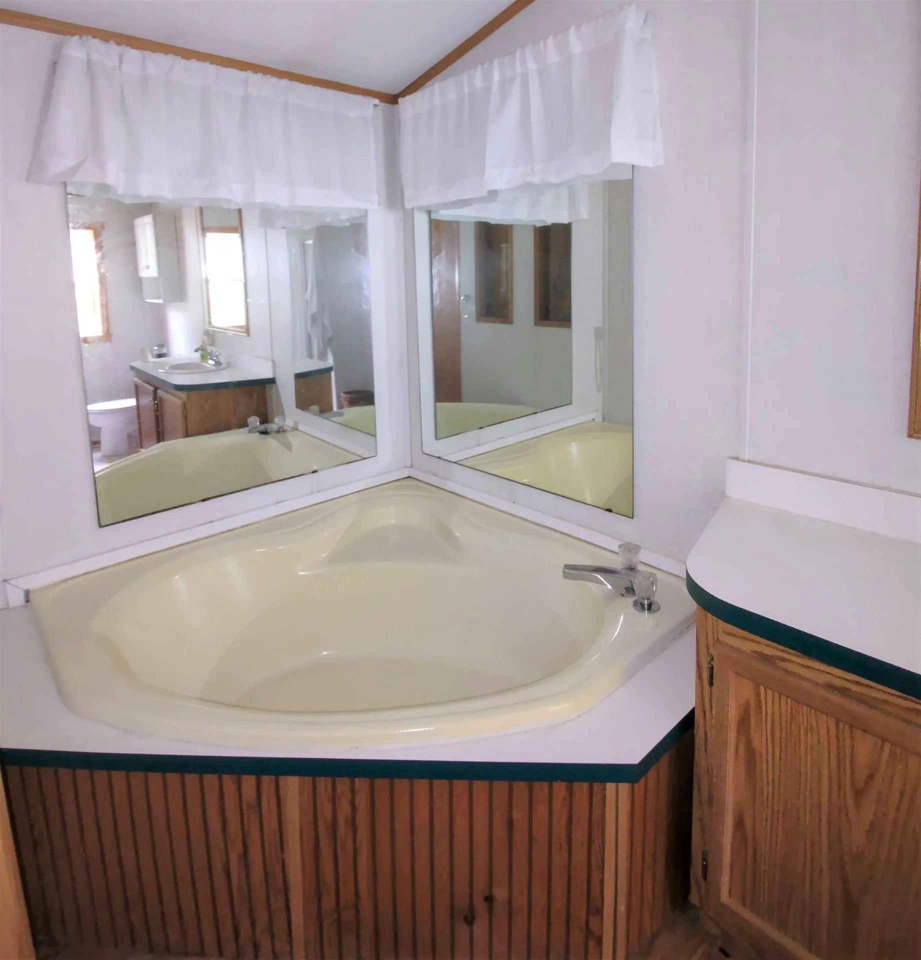 24 Fox Cross Lane Northwood NH 03261