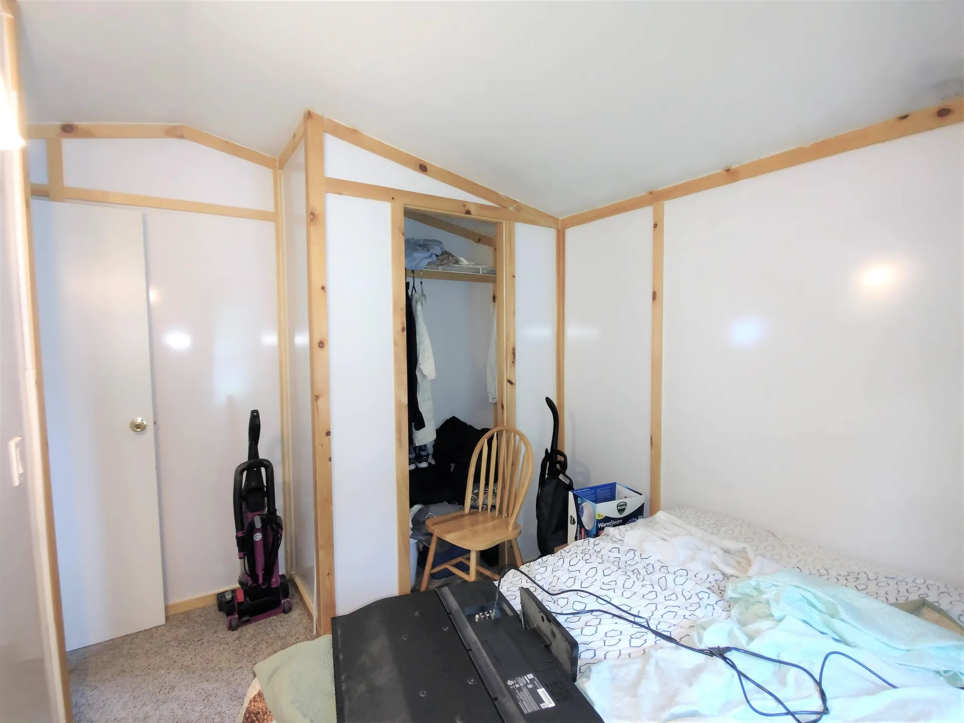 24 Fox Cross Lane Northwood NH 03261