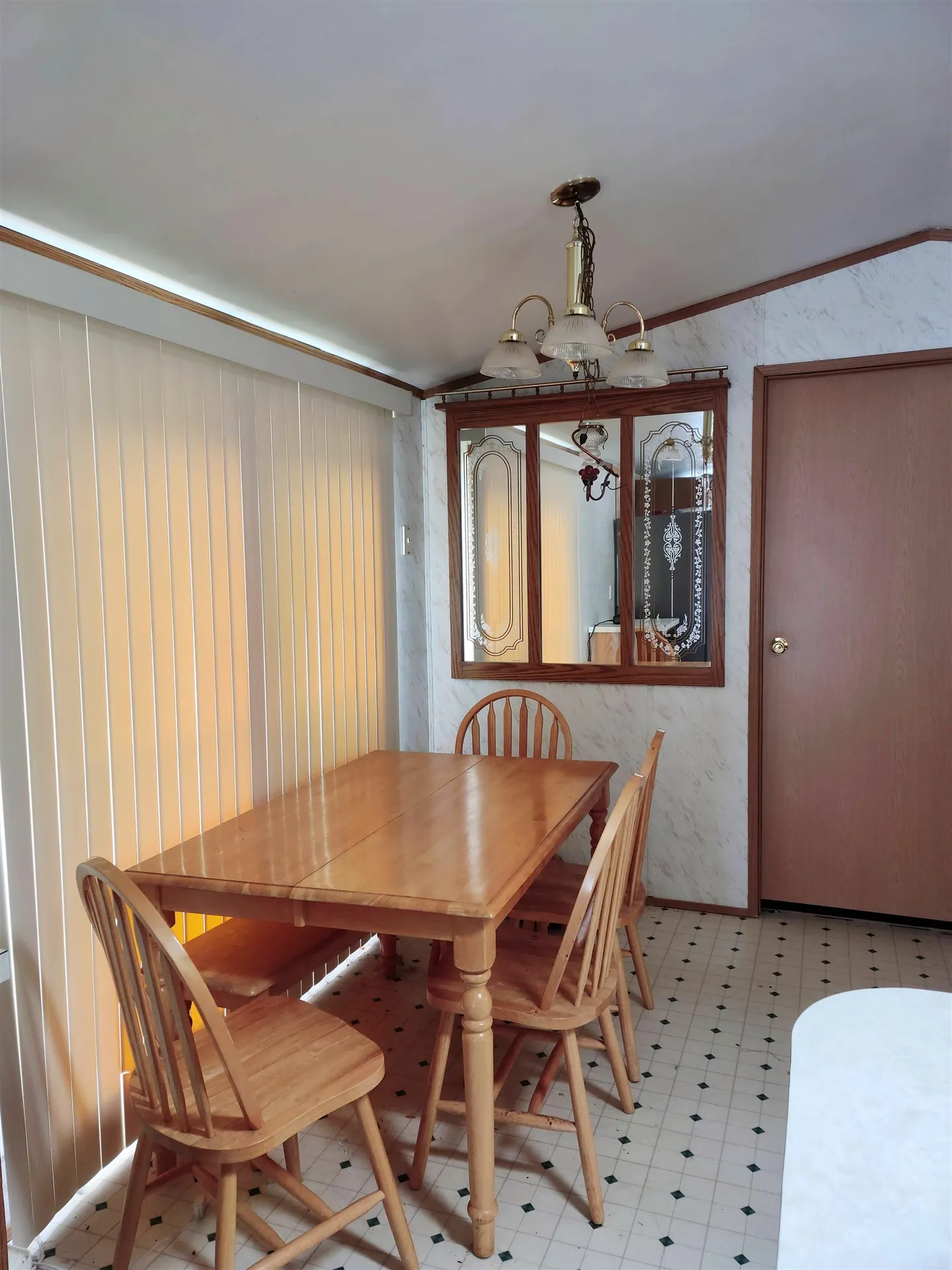 24 Fox Cross Lane Northwood NH 03261