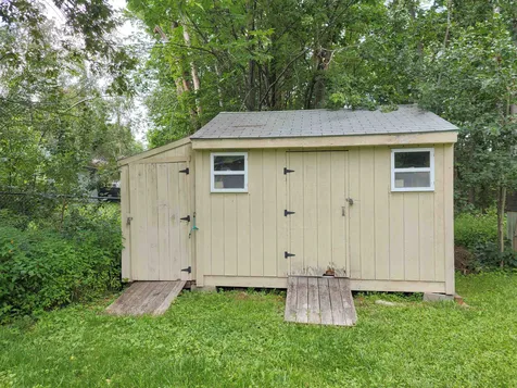 24 Fox Cross Lane Northwood NH 03261