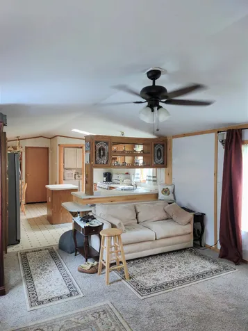 24 Fox Cross Lane Northwood NH 03261