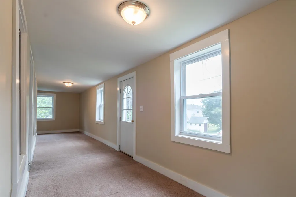 22 Cote Circle Raymond NH 03077
