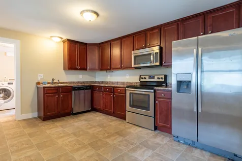 22 Cote Circle Raymond NH 03077