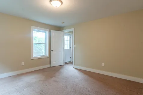 22 Cote Circle Raymond NH 03077