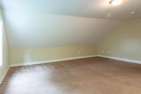 22 Cote Circle Raymond NH 03077