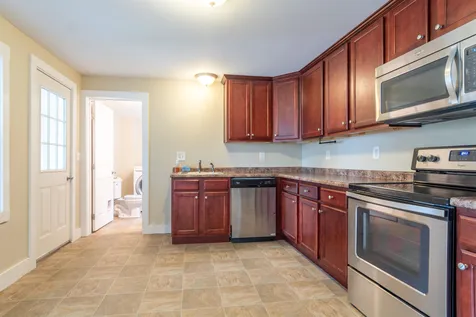 22 Cote Circle Raymond NH 03077