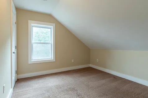 22 Cote Circle Raymond NH 03077