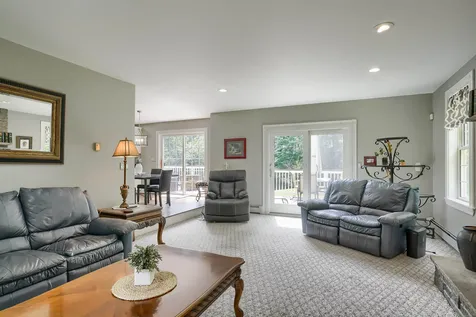 4 Coachman Road Windham NH 03087